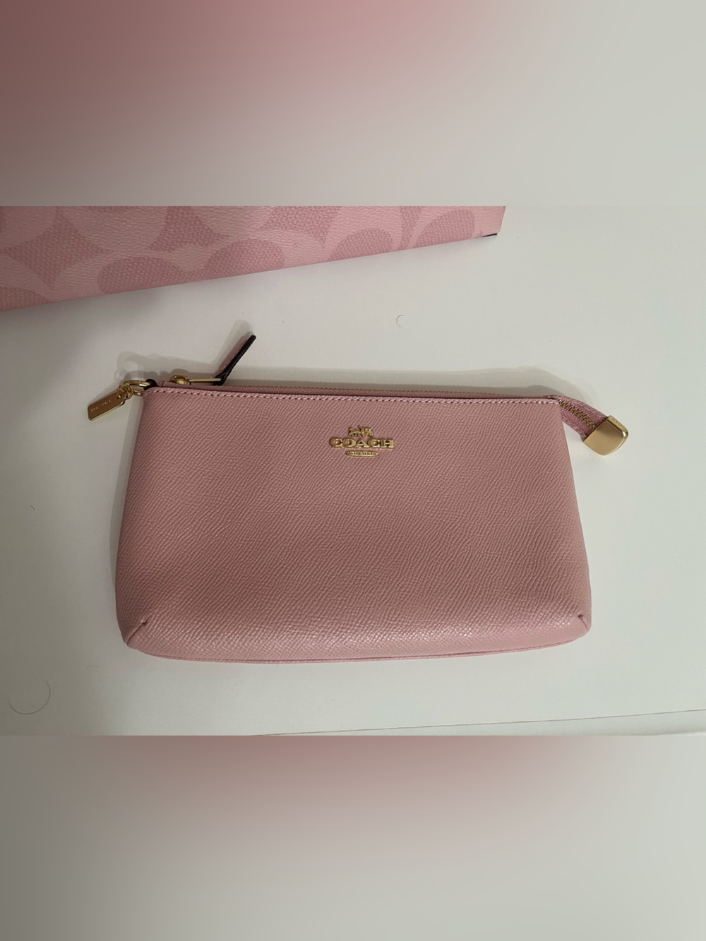 Coach Powder Pink City Tote with matching Pouch Wristlet - Picture 9 of 14